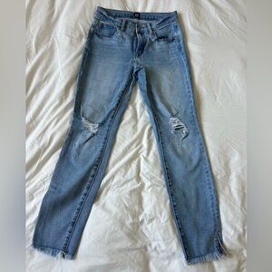 GAP True Skinny Jeans 4/27 Light Wash Distressed Raw Hem